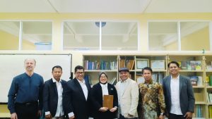 Dosen HI UNISRI Jalani Ujian Tertutup Doktoral, Libatkan Akademisi Internasional dari Boston Universit