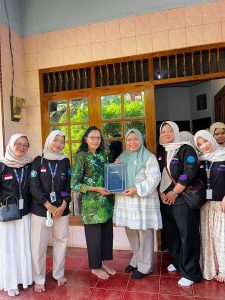 Mahasiswa PPKn FKIP UNISRI Kunjungi Rumah Umat Baha’i Pati, Perkuat Toleransi dan Wawasan Keberagaman