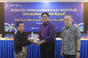 UNISRI Gelar Diskusi Pengembangan Institusi untuk Siapkan Prodi Baru S1, S2, S3 yang Marketable Menuju "Generasi Emas UNISRI 2045"